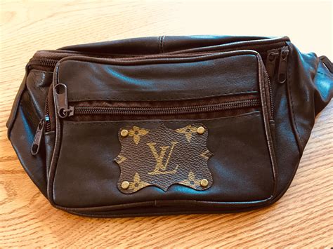 louis vuitton fanny pack used